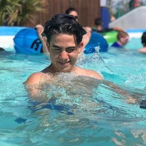 Meet your Posher, Rodrigo